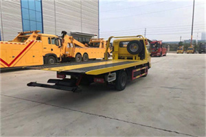 熊儿寨乡非事故拖车